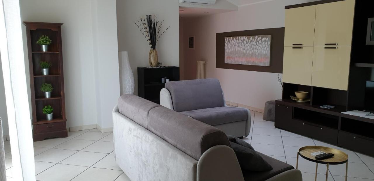 Hotel Residence Aurora Paderno Dugnano Buitenkant foto