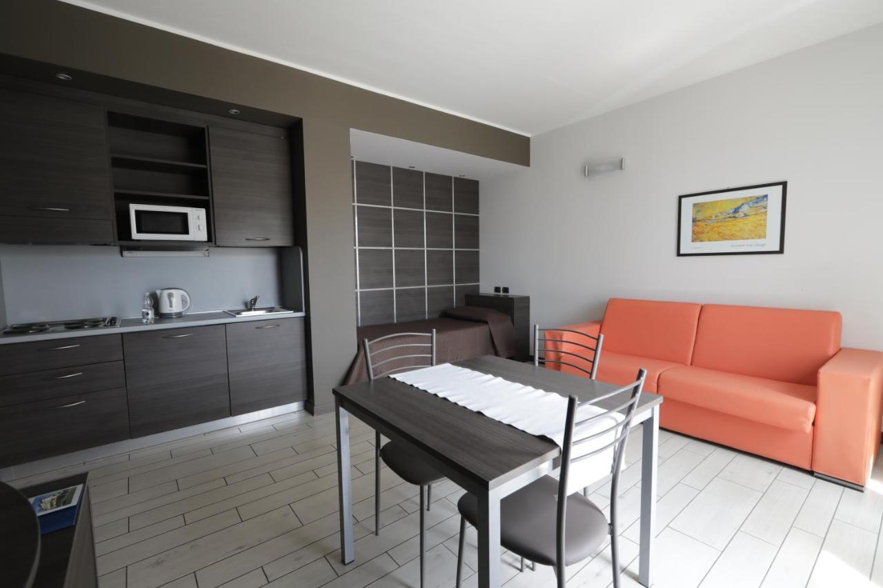 Hotel Residence Aurora Paderno Dugnano Buitenkant foto