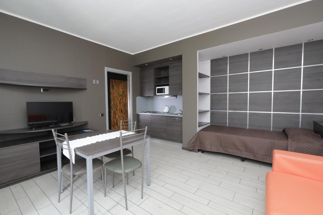 Hotel Residence Aurora Paderno Dugnano Buitenkant foto