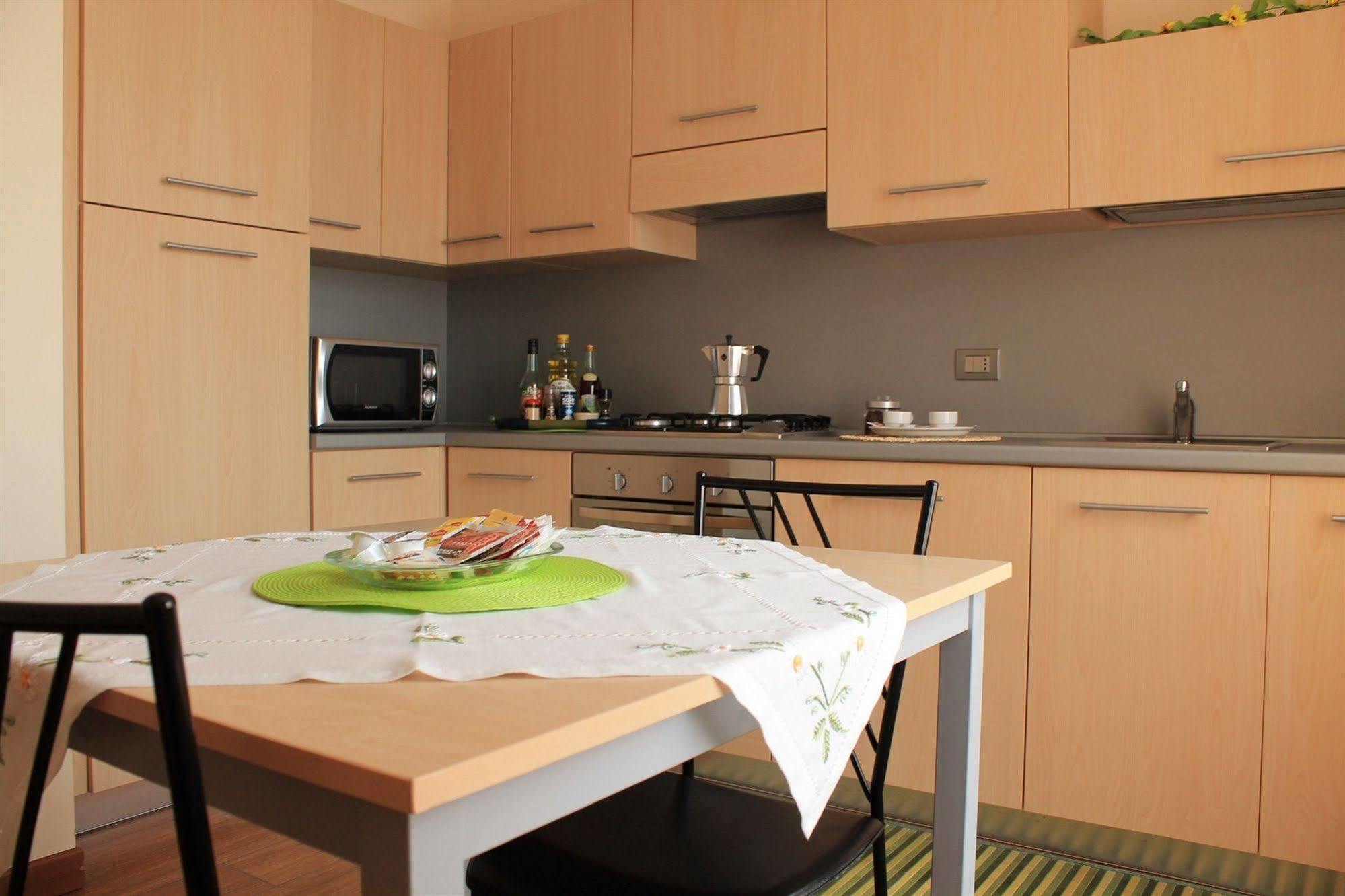 Hotel Residence Aurora Paderno Dugnano Buitenkant foto