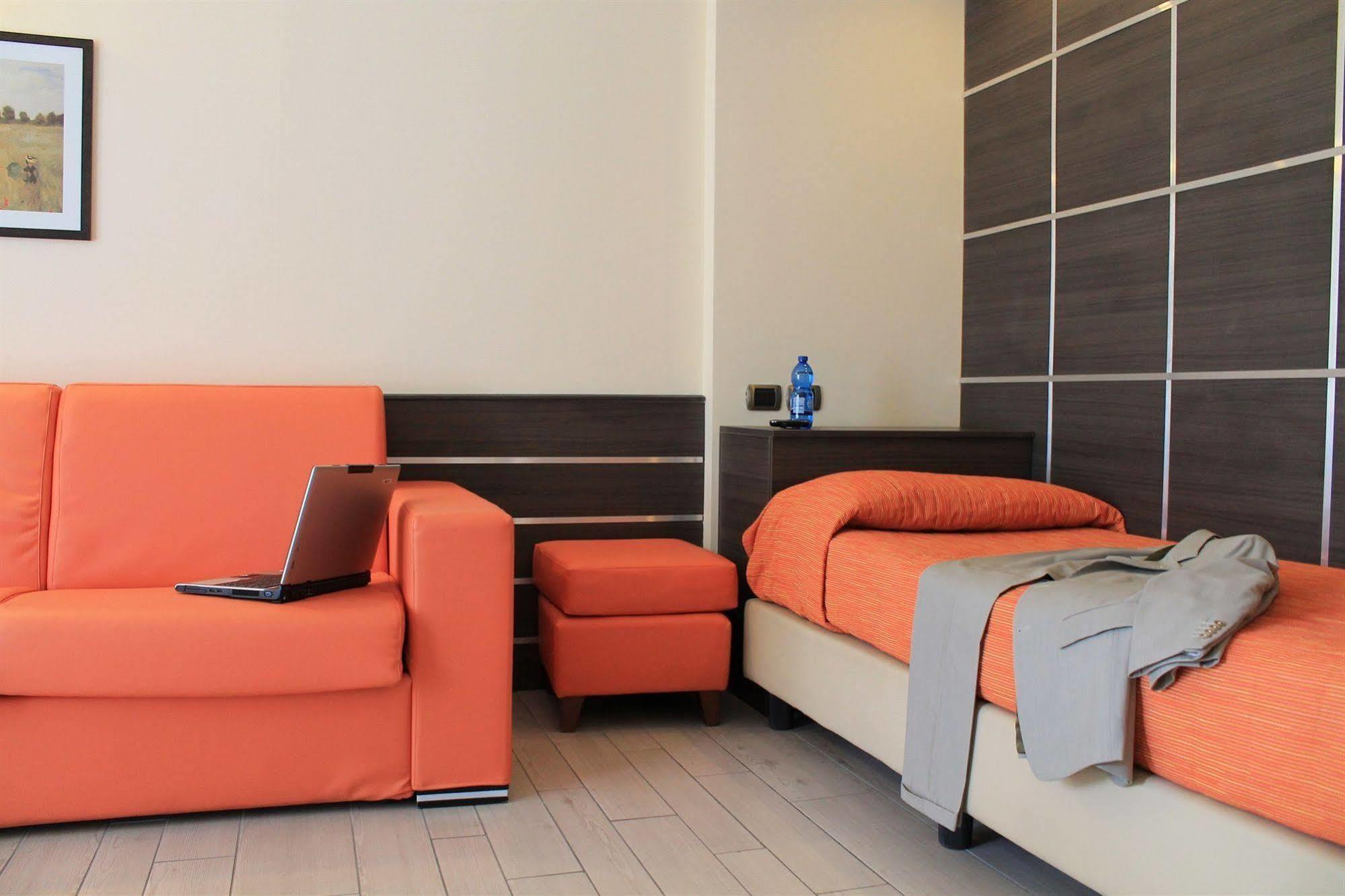 Hotel Residence Aurora Paderno Dugnano Buitenkant foto