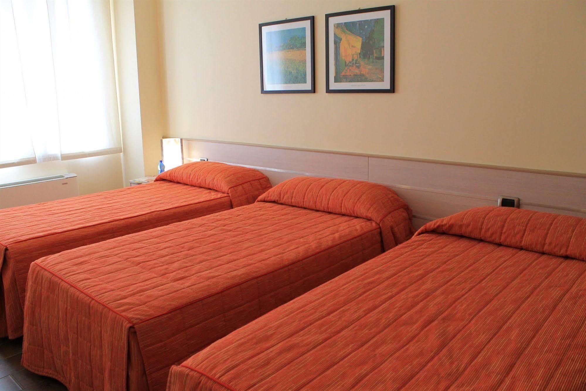 Hotel Residence Aurora Paderno Dugnano Buitenkant foto